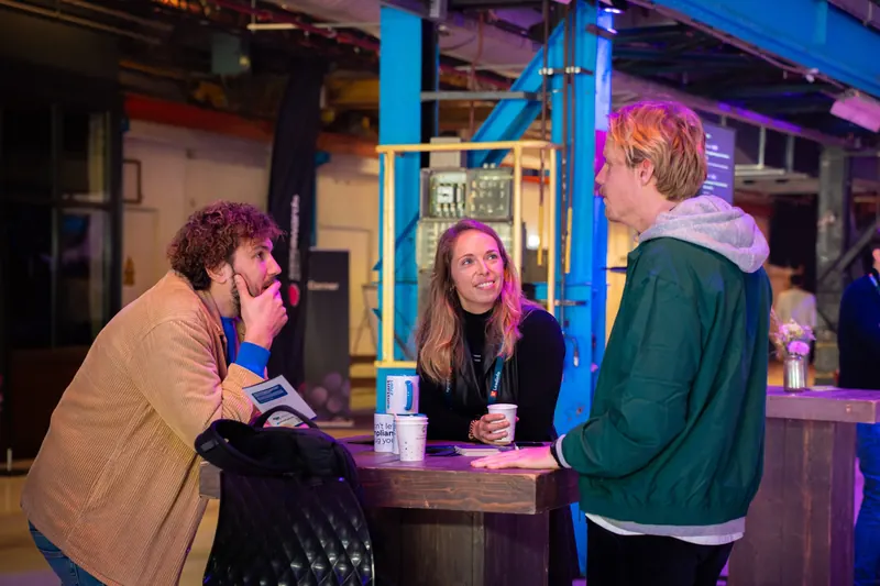 Founders in conversation between sessions